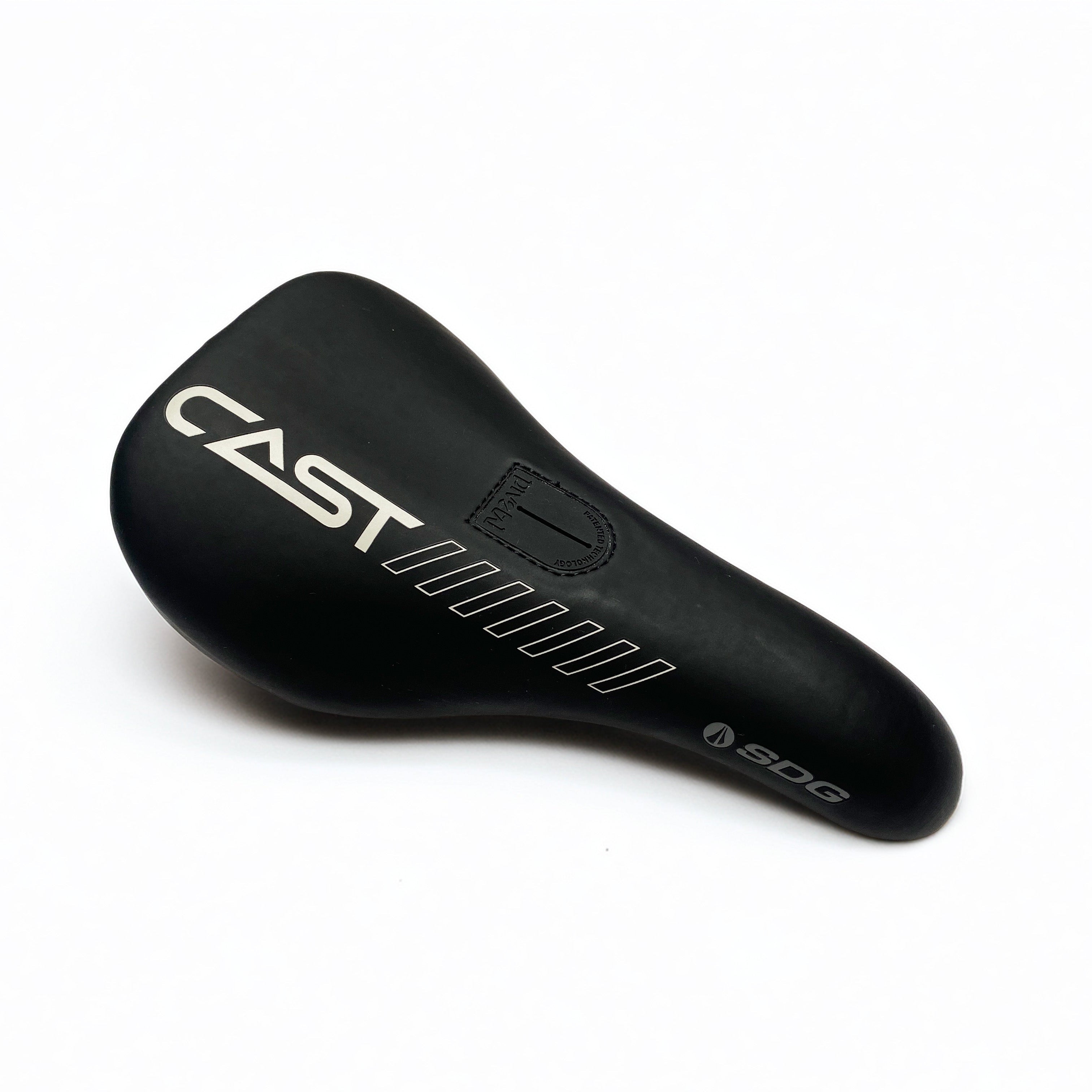 Urbanist Pivotal Saddle