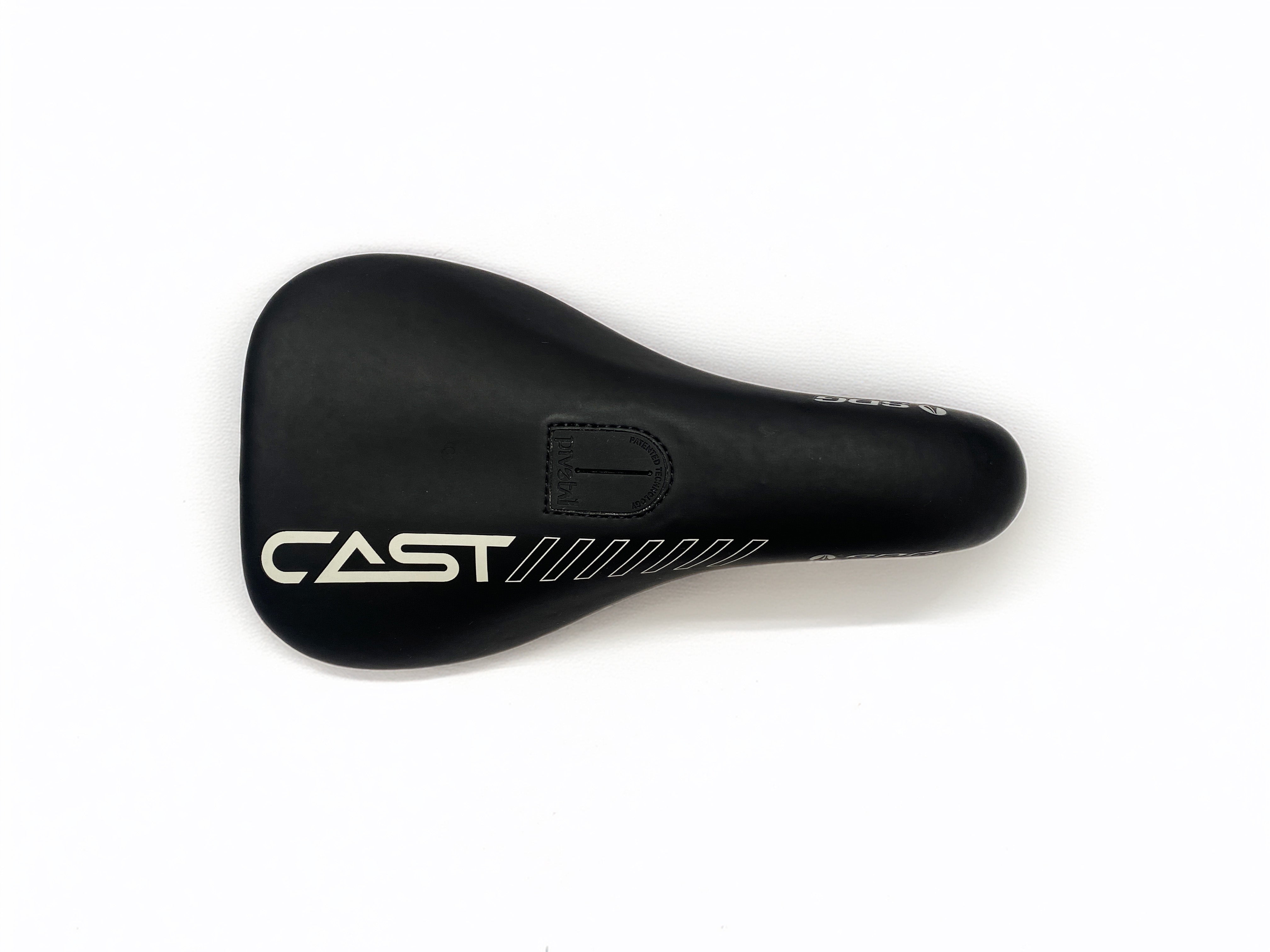 Urbanist Pivotal Saddle